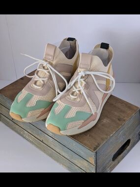MIA Girl Sneakers